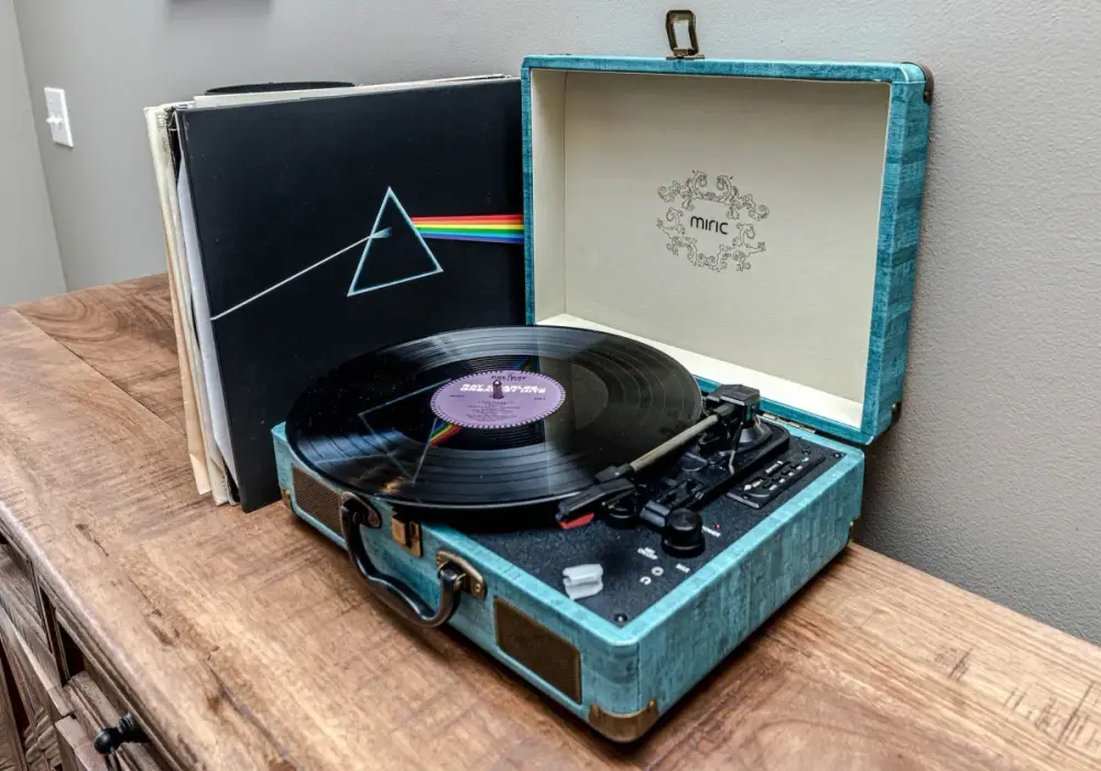 Gramofon i winyl: więcej niż muzyka, manifest stylu życia