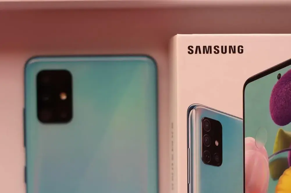 Jaki telefon wybrać do 1000 zł? Oto najlepsze opcje 2025 roku