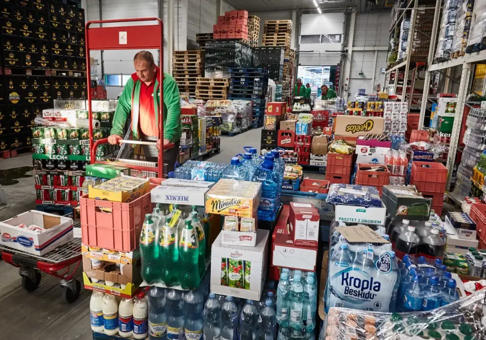 Handel hurtowy vs detaliczny: Kluczowe różnice prawne i konsekwencje