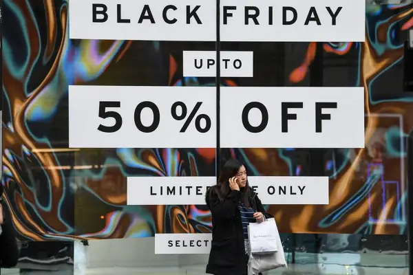 Black Friday: Jak uniknąć sztucznego wzrostu cen? Poradnik