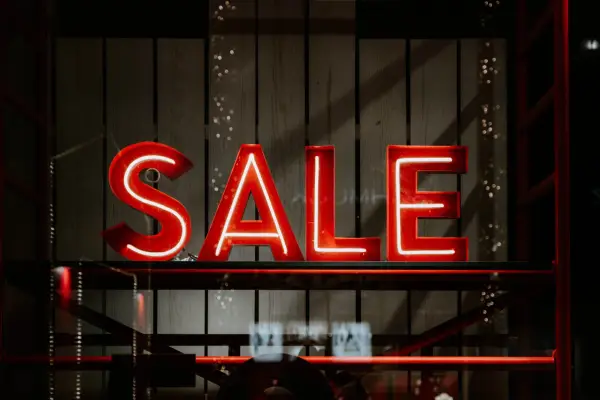 Strategia na Black Friday i Święta: Jak maksymalizować zyski?
