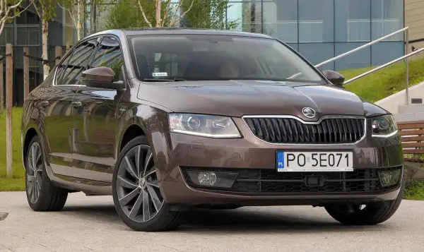Skoda Octavia 3 jaki silnik wybrać, aby uniknąć wysokich kosztów paliwa